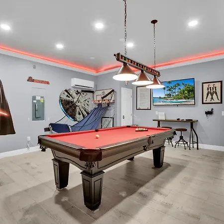 Large 6Br Themed Family Villa Near Disney World